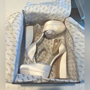 Badgley Mischka Felixa pumps